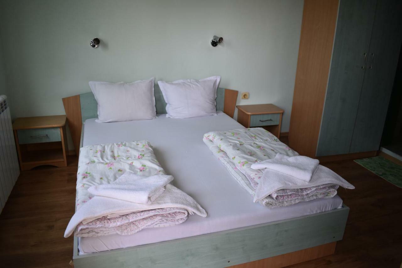 Exotic Guest House Sozopol Exterior photo