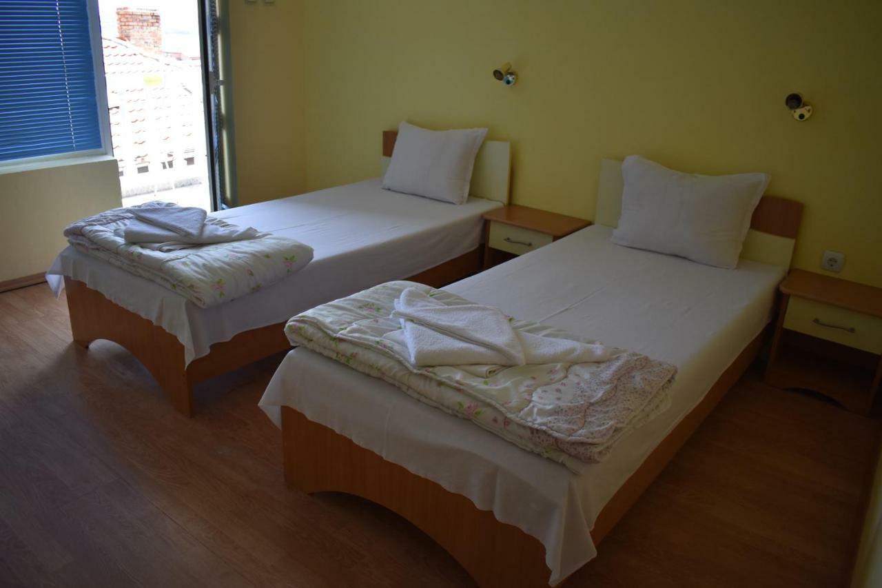Exotic Guest House Sozopol Exterior photo
